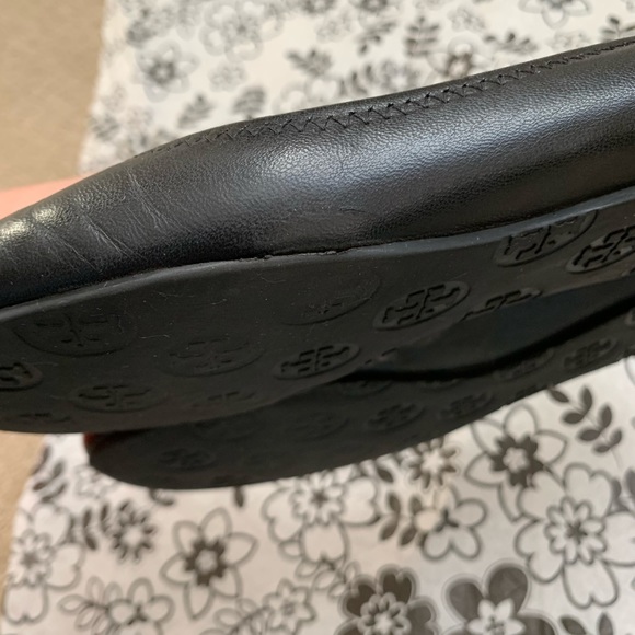Tory Burch Reva Flats, Black, Size 7 - Picture 8 of 11